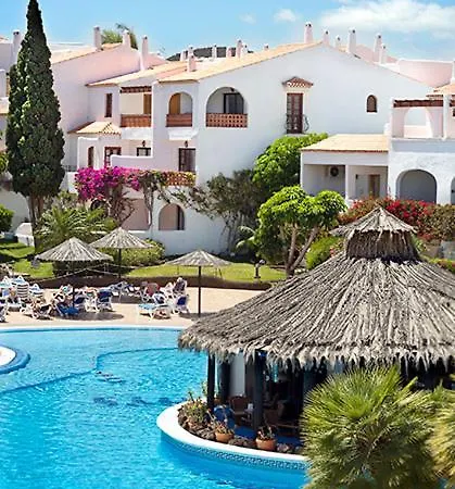 Beautiful 4 Bedroom House With Phenomenal Golf And Mountain Views