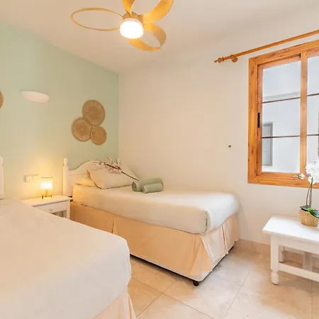 Aparthotel Beautiful 4 Bedroom House With Phenomenal Golf And Mountain Views