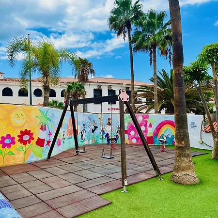 Beautiful 4 Bedroom House With Phenomenal Golf And Mountain Views Apartahotel